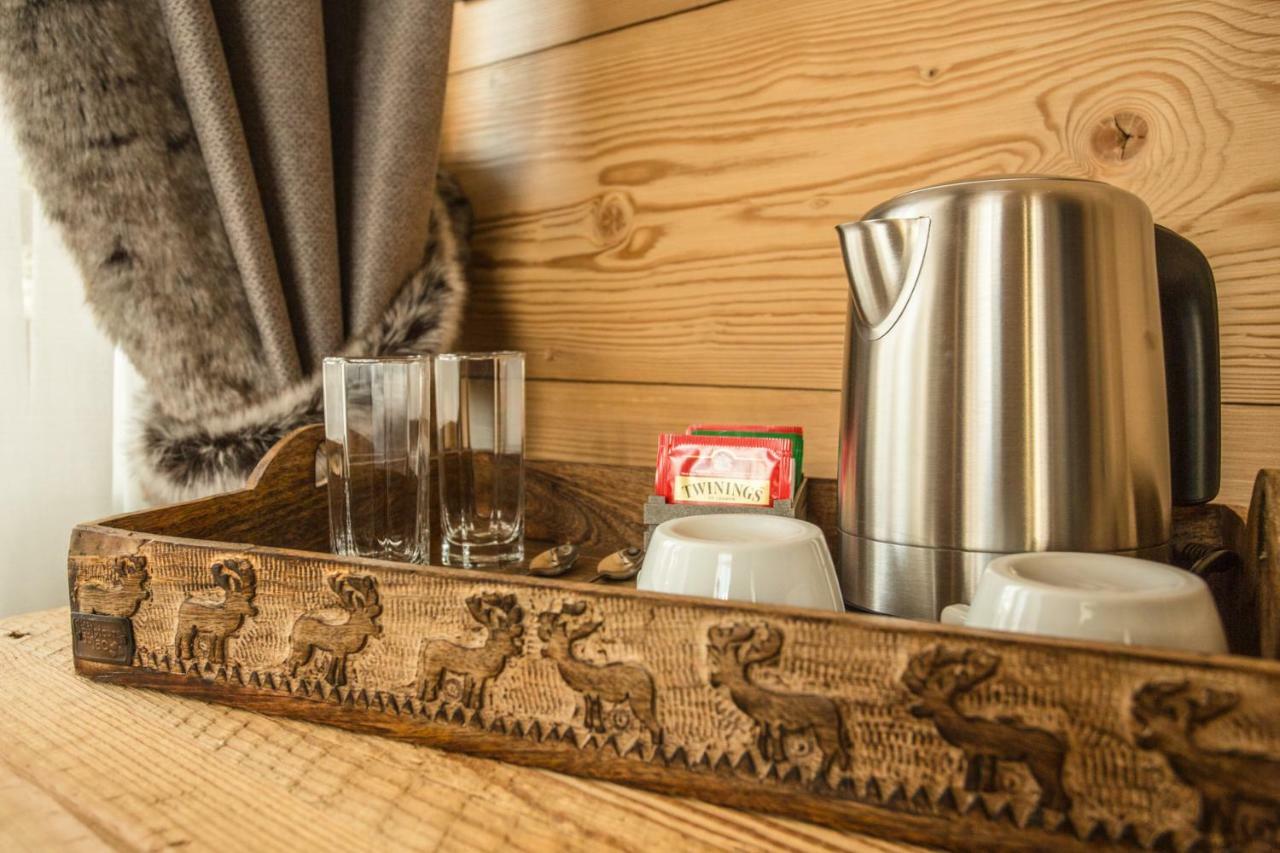 Alpine Rooms Guesthouse Брей-Червиния Экстерьер фото
